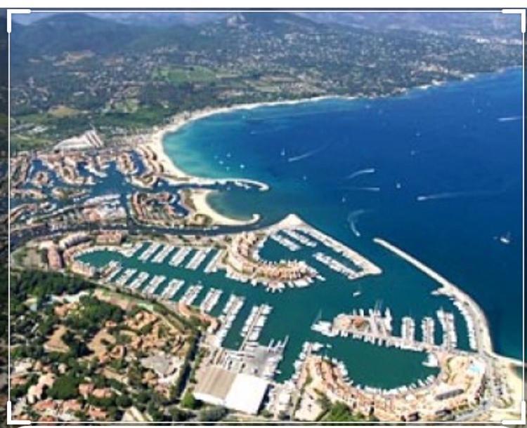 Cavalaire Vue Mer Au Loin Maisonnette Tout Equipee Pour 4 Personnes Avec Piscine Clim Wifi Velos Tv Barbecues Exteriér fotografie