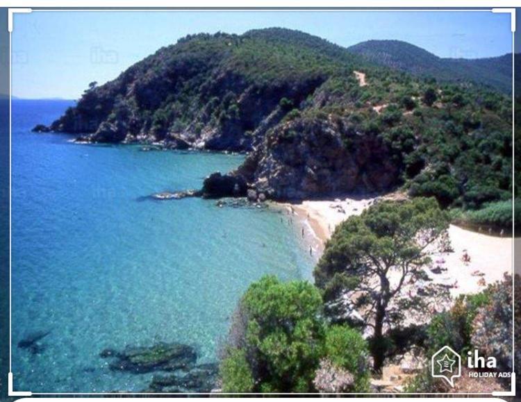 Cavalaire Vue Mer Au Loin Maisonnette Tout Equipee Pour 4 Personnes Avec Piscine Clim Wifi Velos Tv Barbecues Exteriér fotografie